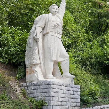 Family מלון טטבן