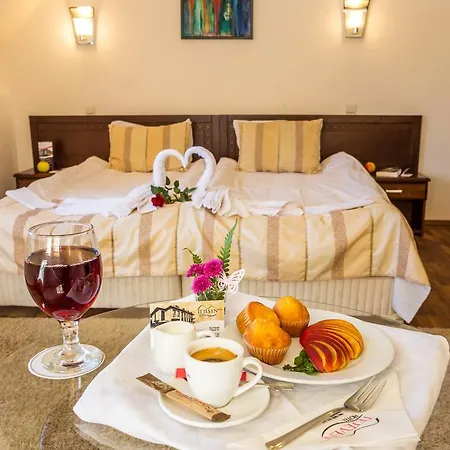 Hotel Family Tetewen